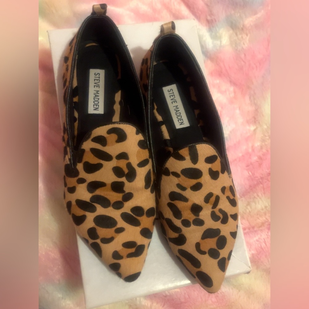 Steve Madden Tan and Black Leopard Flats